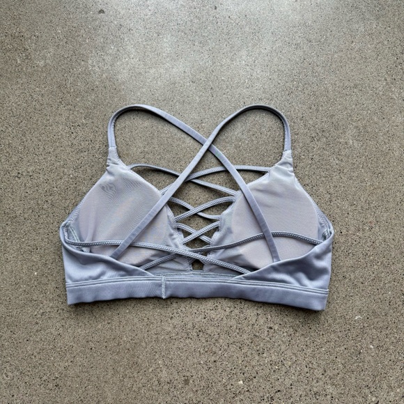 VS Sexy Criss-Cross Sports Bra - Picture 2 of 3